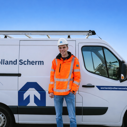 Julian Holland Scherm