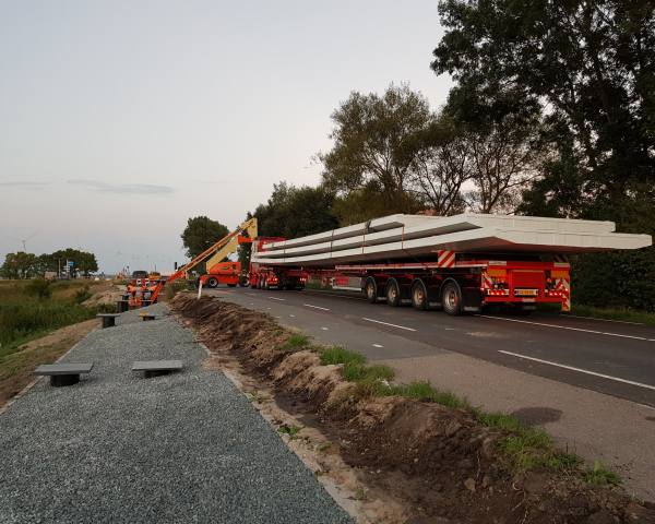 Fietsbrug N239.jpg